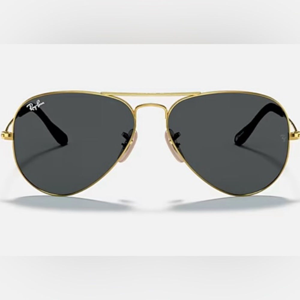 Ray-Ban Aviator Sunglasses with Gold Frame